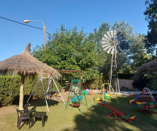 Cabañas en Panaholma frente al río